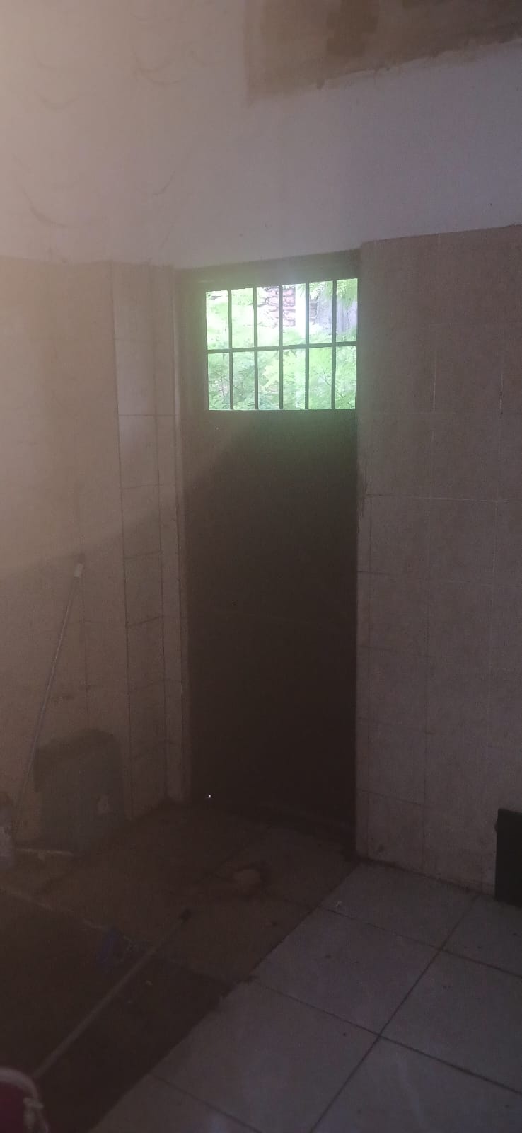 DiSewakan Ruko di Notredame Deltamas